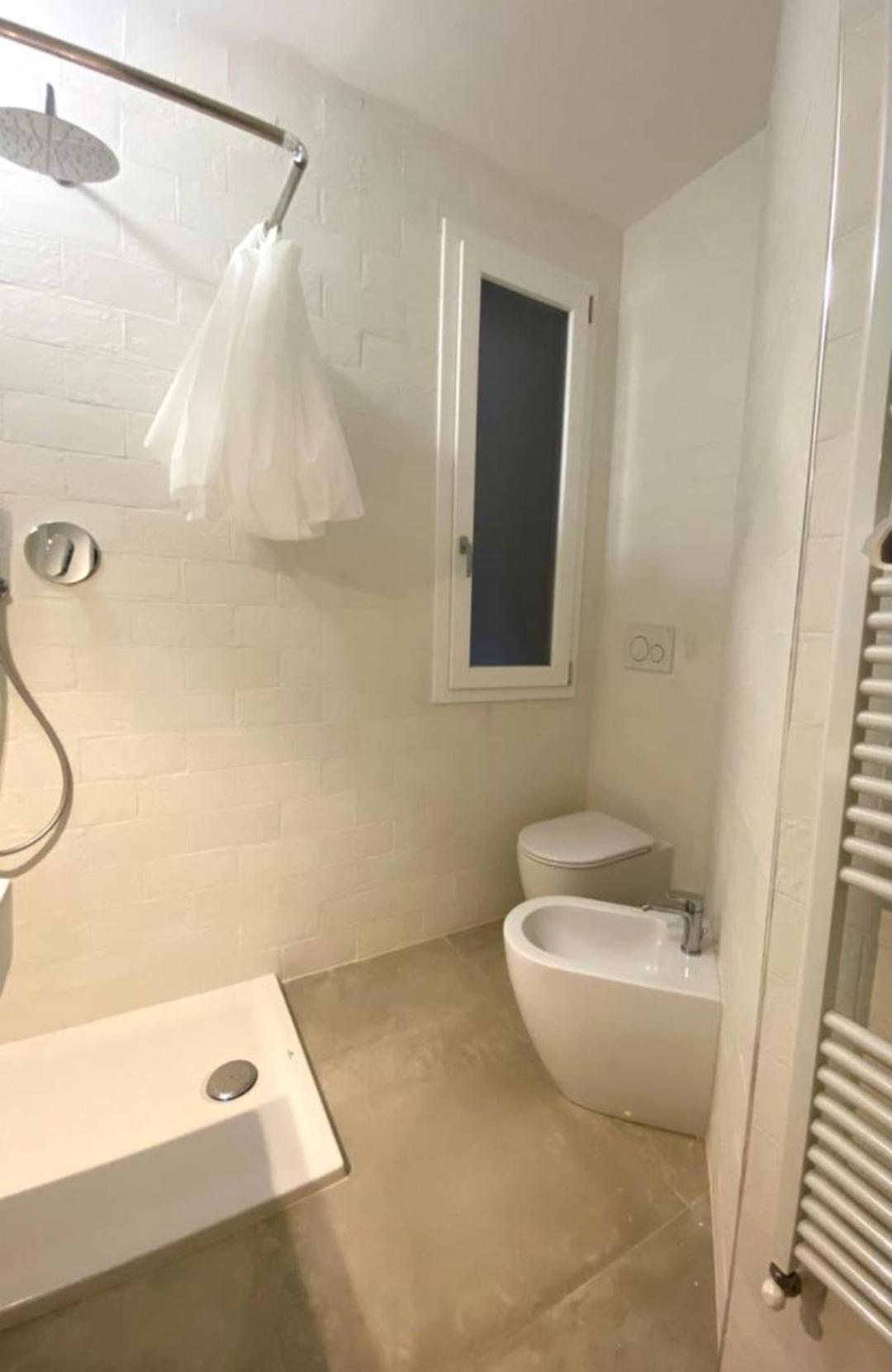 Farolfi Apartments Galliera Μπολόνια Δωμάτιο φωτογραφία